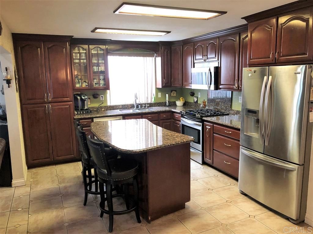 listing image 130721985462715865779