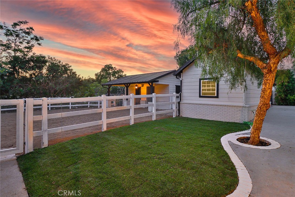 6108 Chesebro Road