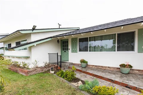 809 S Courson Drive, Anaheim, CA 92804 - MLS#: OC25032442