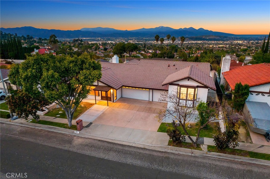 Photo 1 of 53 of 3112 Dolonita Avenue house
