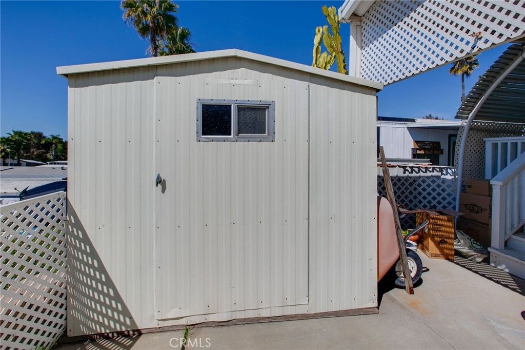 listing image 44