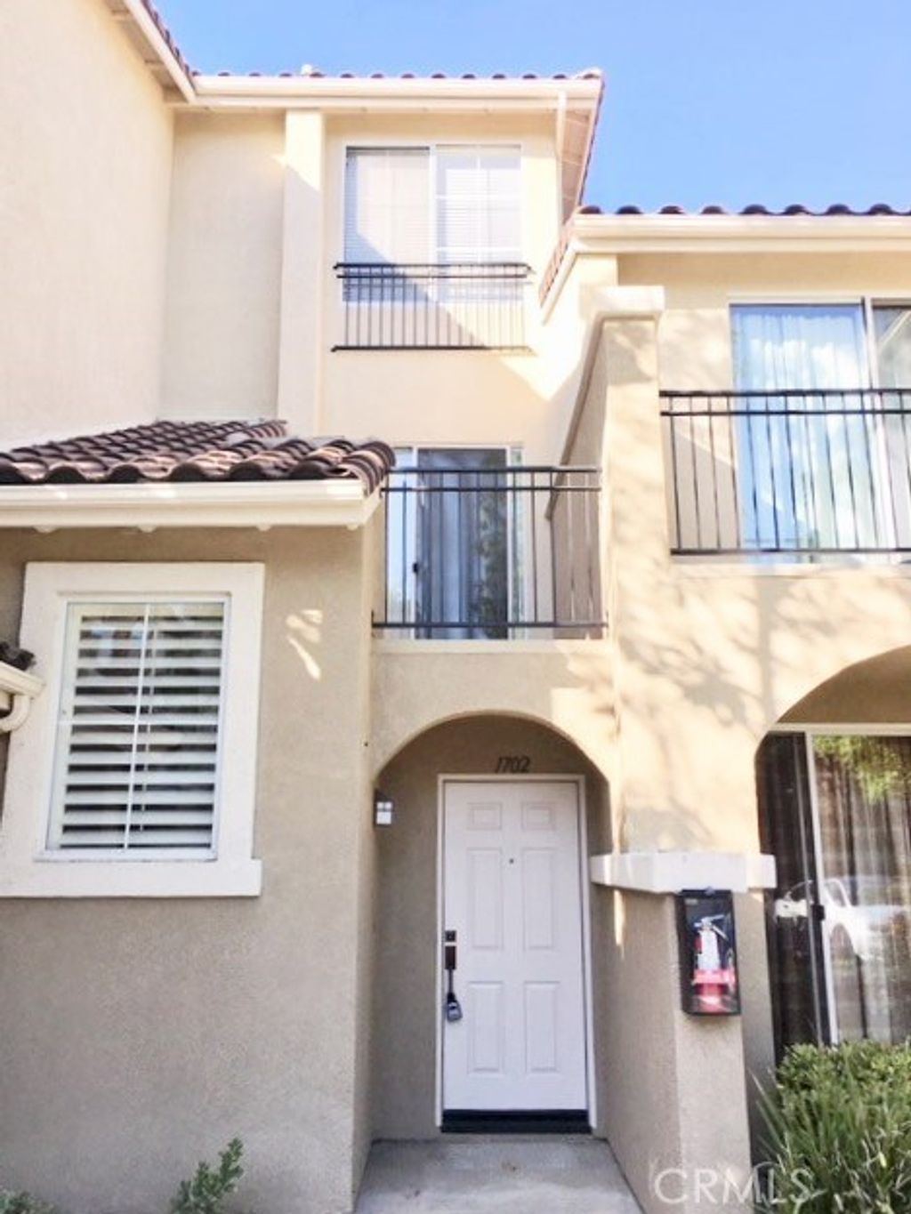 listing image 130722263166236842664