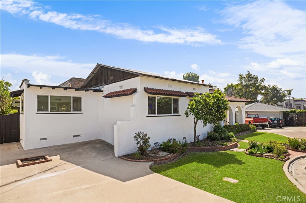 4942 Gem Lane