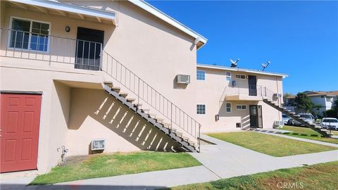 2325 Angela Street Pomona CA 91766