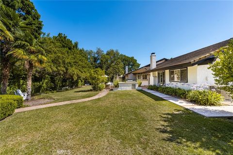 A home in North Tustin