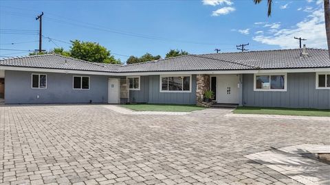 2550 W Rowland Avenue Anaheim CA 92804