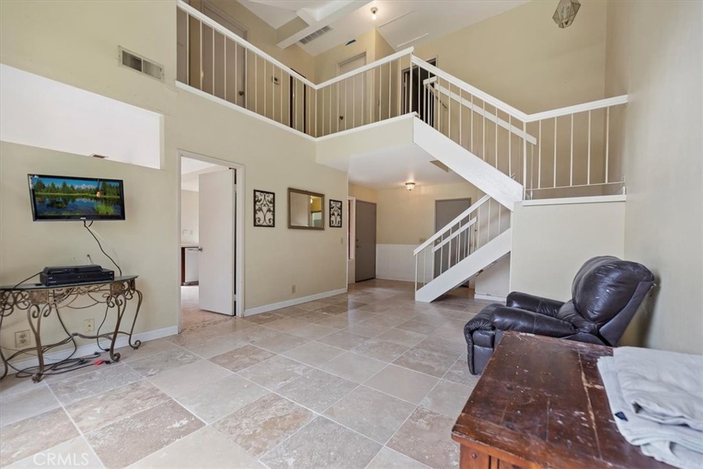 6923 Lamar Court