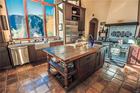 Photo of 2701 Barrymore Drive, Malibu, CA 90265 (MLS # DW25008207)