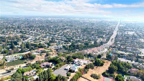 A home in La Habra Heights