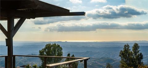 Photo of 1742 Via Ladera, Fallbrook, CA 92028 (MLS # SW25023402)