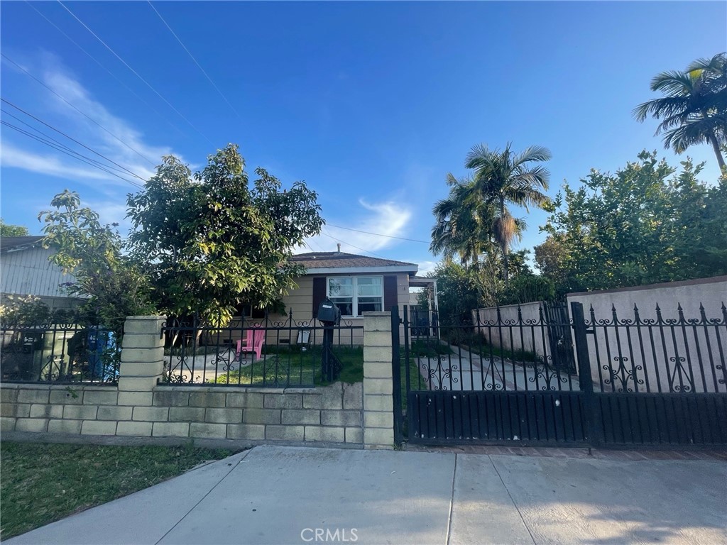 10310 Fern Street