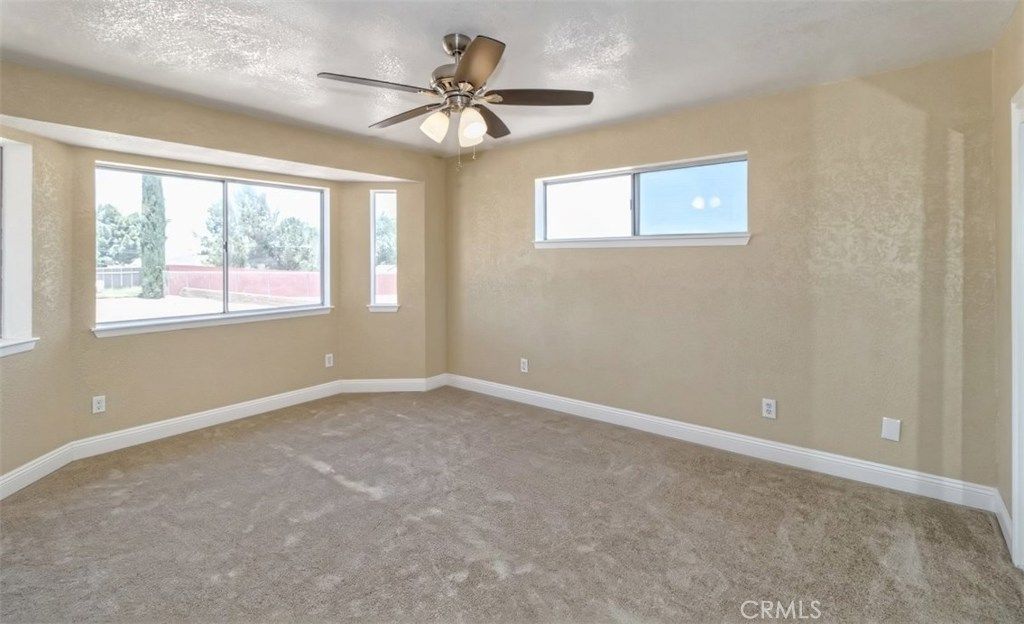 listing image 130721114916094491281