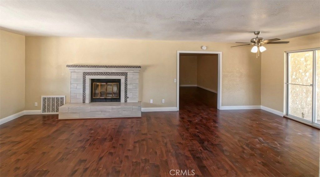listing image 130720721400223960140