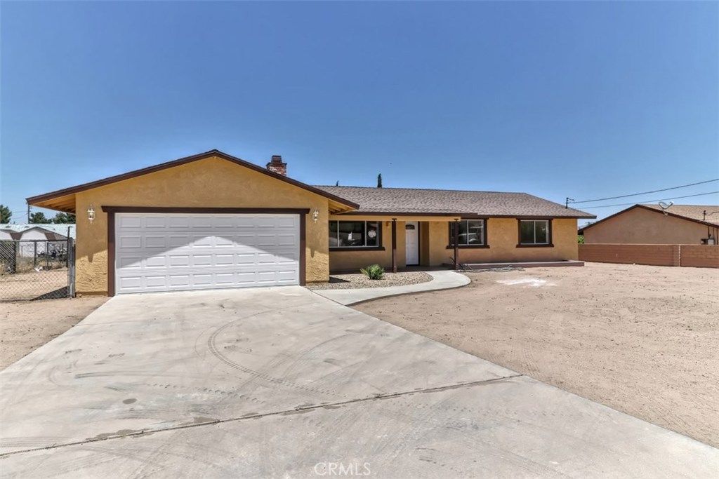 listing image 130722700736364931463
