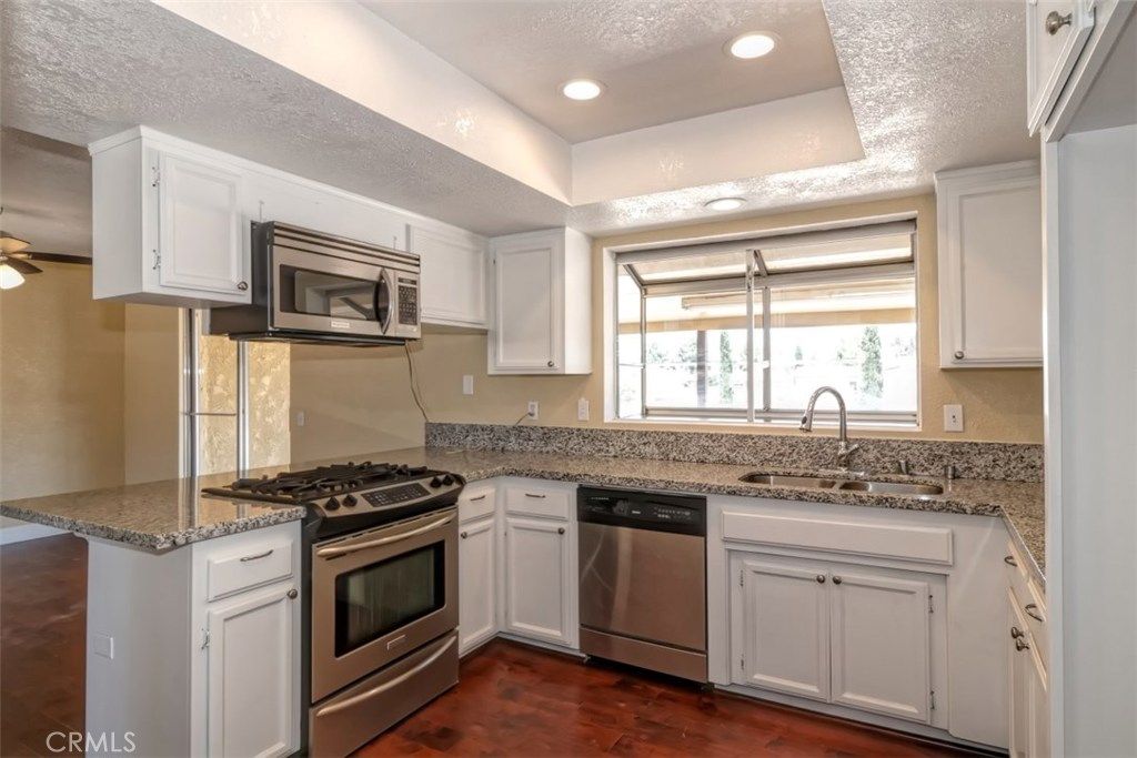 listing image 130726446193139962262