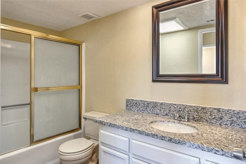 listing image 130727314219962221818