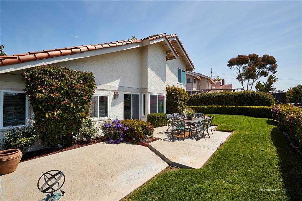 Panoramic southwesterly views of the ocean and beyond from this updated 4 BR, 2.5 BA home located on a quiet cul-de-sac. Master suite on the first floor...3 BRs upstairs...great kitchen with granite counters, gas range, dual wall ovens and eat-at-bar...fireplace in the FR...large living room with vaulted ceiling. Huge 3 car attached garage. Close to Award winning schools (Solana Vista, Skyline & Earl Warren). Walking distance to LSF Country Club and shopping Plaza. Two patios to take in the ocean views! Neighborhoods: Loma del Cielo Equipment: Garage Door Opener Other Fees: 0 Sewer: Sewer Connected Topography: LL