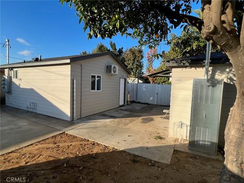 24409 1/2 Alliene Lomita CA 90717
