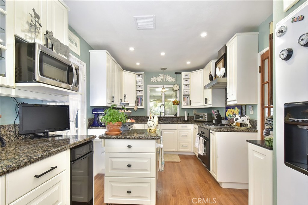 Plaza North of Spring (PZN) - Residential