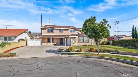 A home in La Mirada