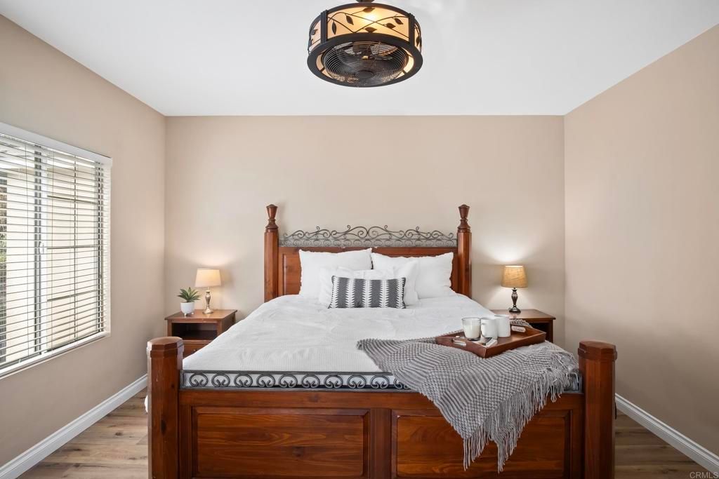 listing image 130725230935036664202