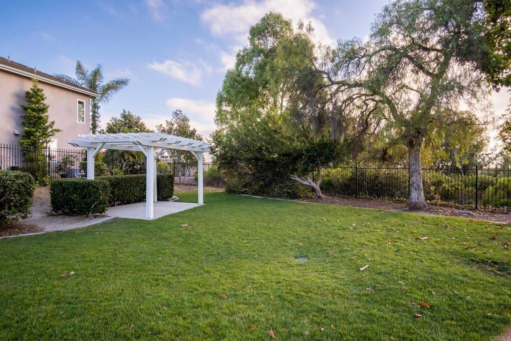 listing image 130720060861223181441