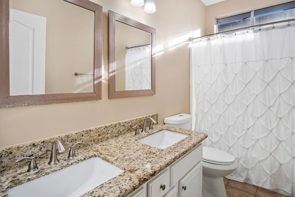 listing image 130725798224097169341