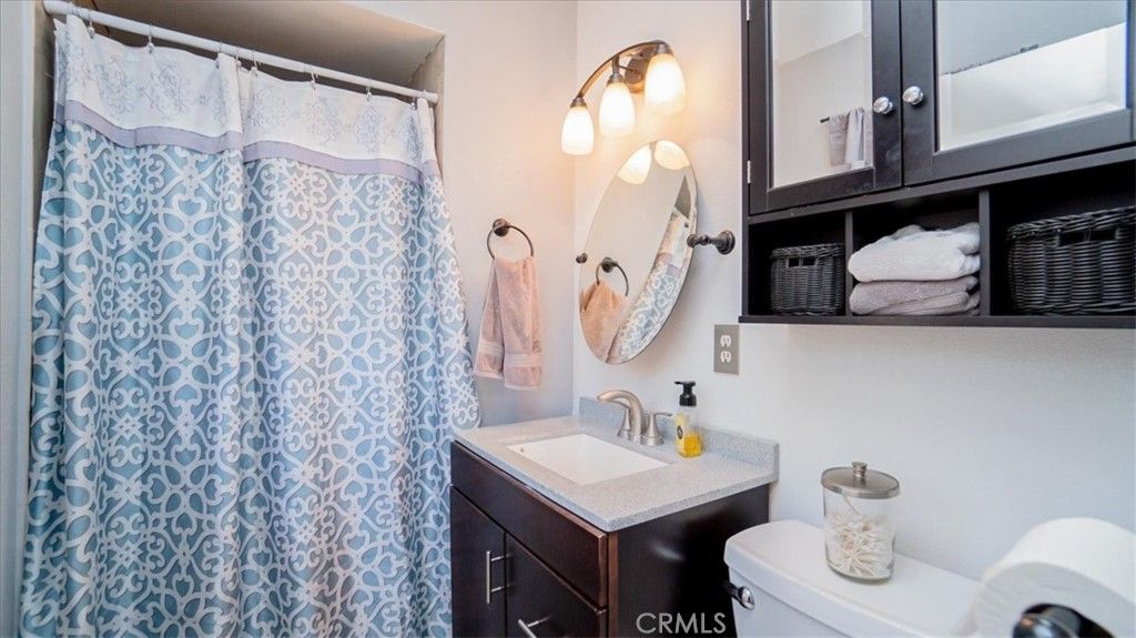 listing image 130729104469375027109