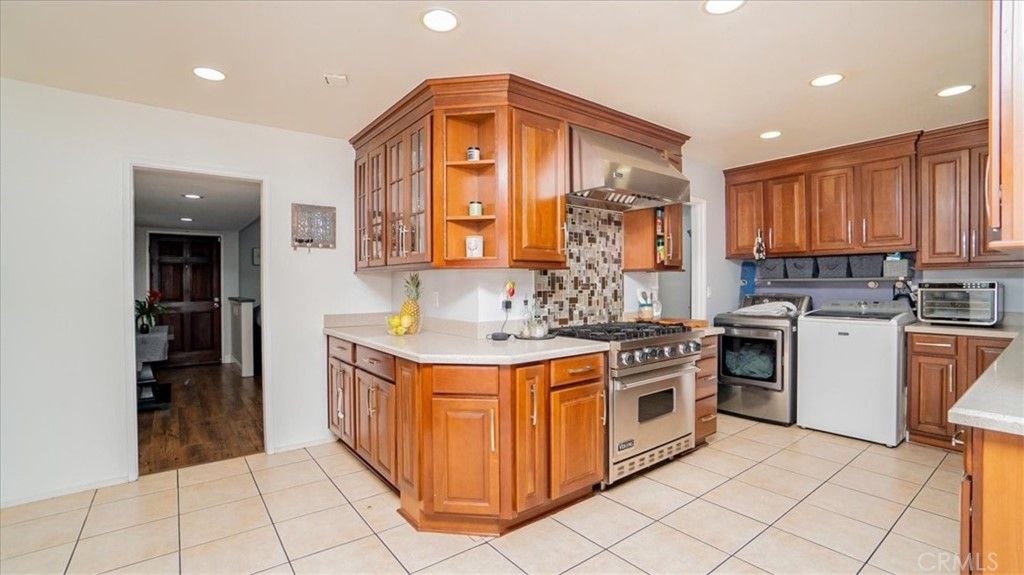listing image 130722241640779091894