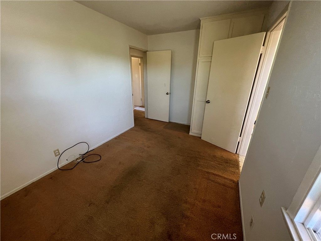 listing image 130726348237669188309