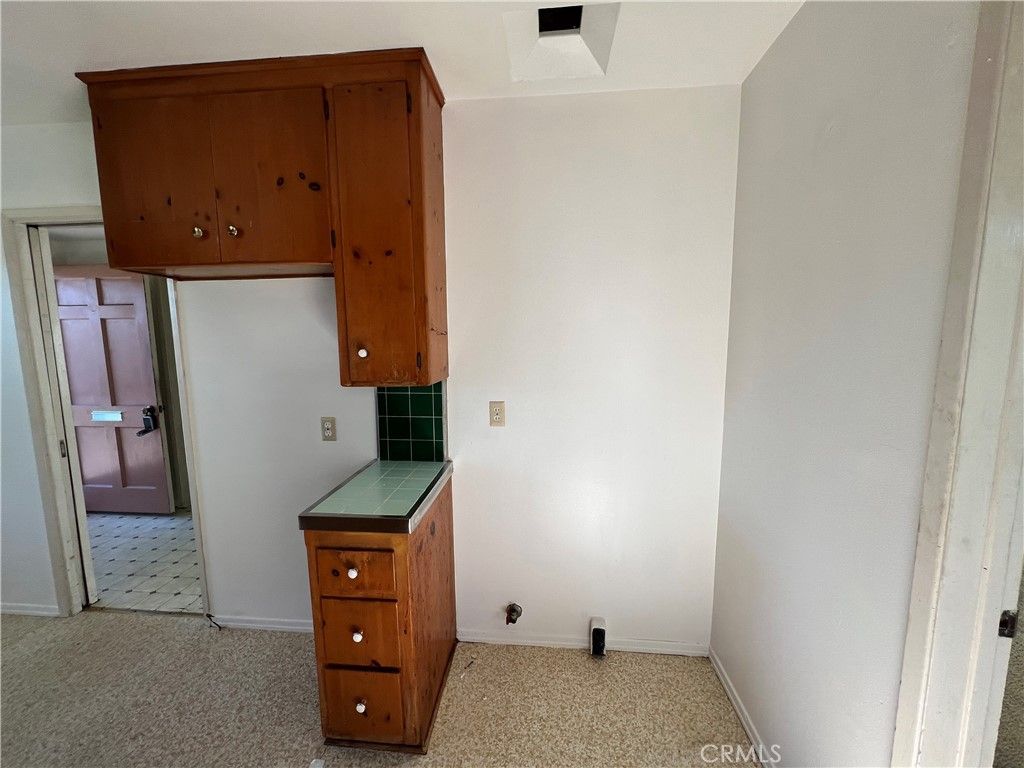 listing image 130723547370499030650