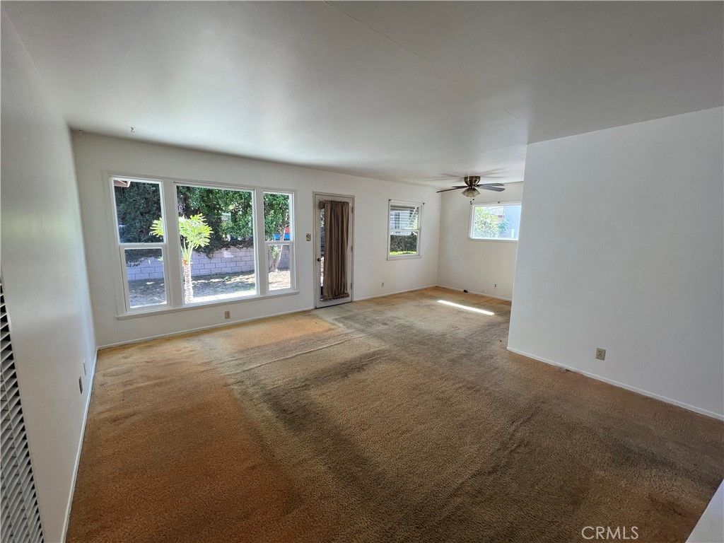listing image 130722010548718416743