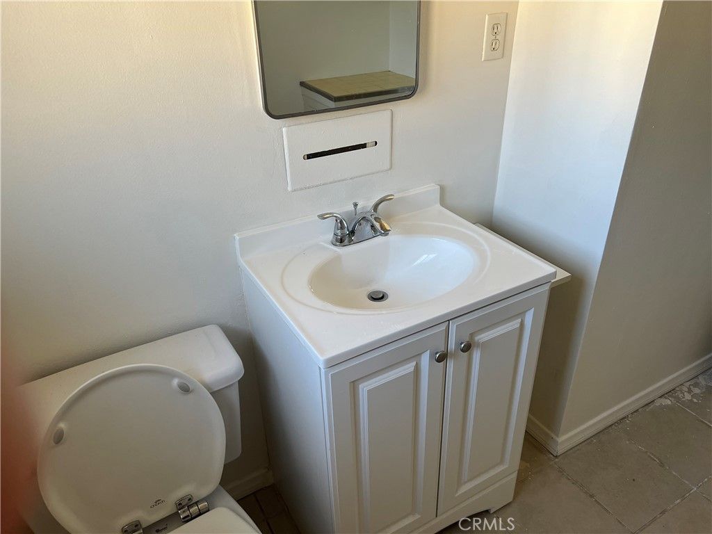 listing image 130727697457120573241