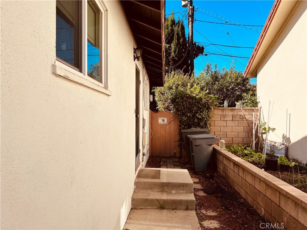 listing image 130723800551028119585