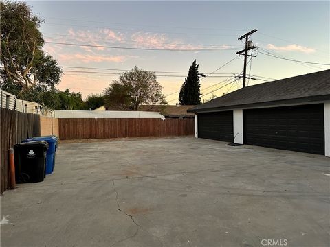 A home in Mission Hills (San Fernando)