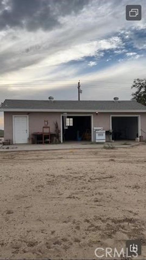 A home in Stevinson