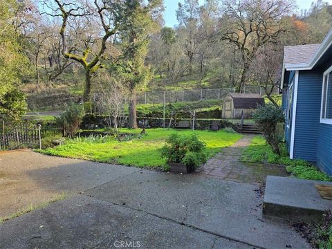 A home in Clearlake Oaks