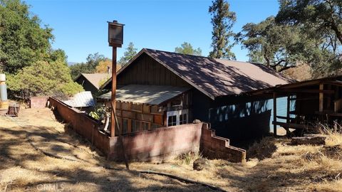 A home in Clearlake Oaks