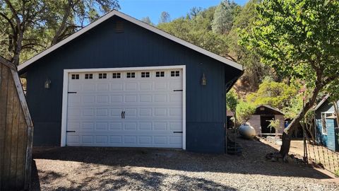 A home in Clearlake Oaks