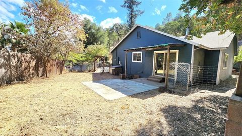 A home in Clearlake Oaks