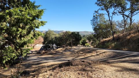 A home in Clearlake Oaks