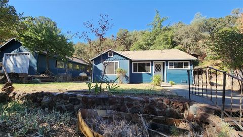 A home in Clearlake Oaks