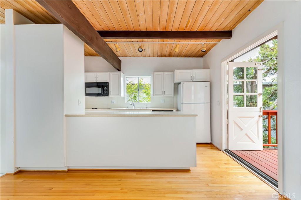 Arch Beach Heights (ABH) - Residential