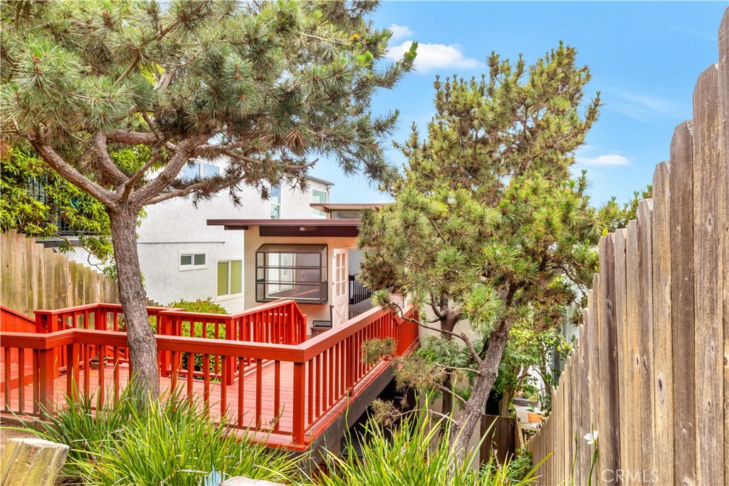 Arch Beach Heights (ABH) - Residential