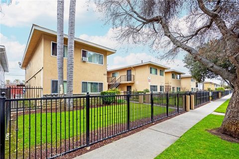 1127 1133 S Poplar Street Santa Ana CA 92704