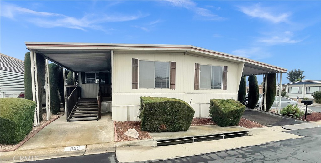 4095 Fruit Street 525