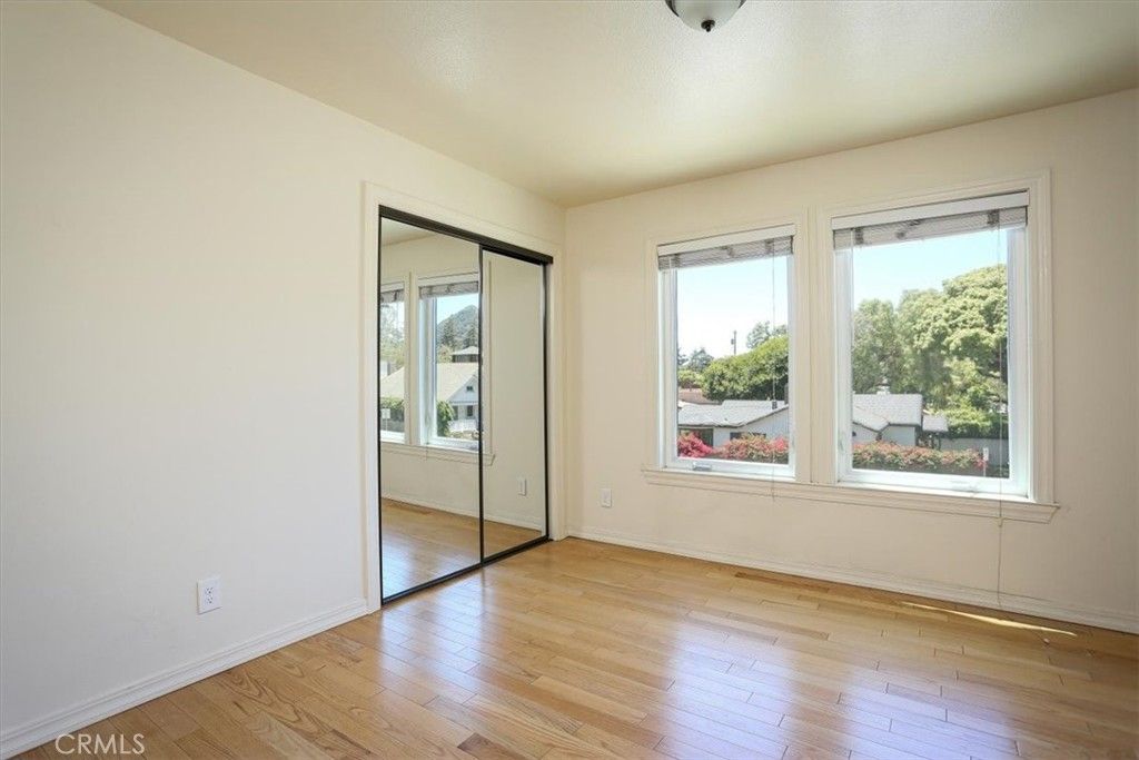 listing image 130723084179770434323