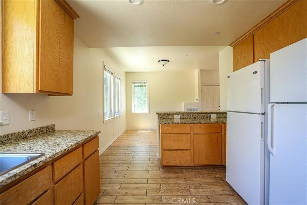 listing image 130722243145437487860