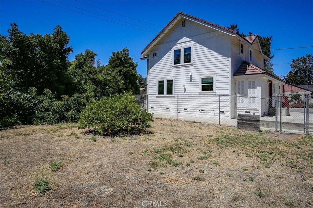 listing image 130720088195697278336