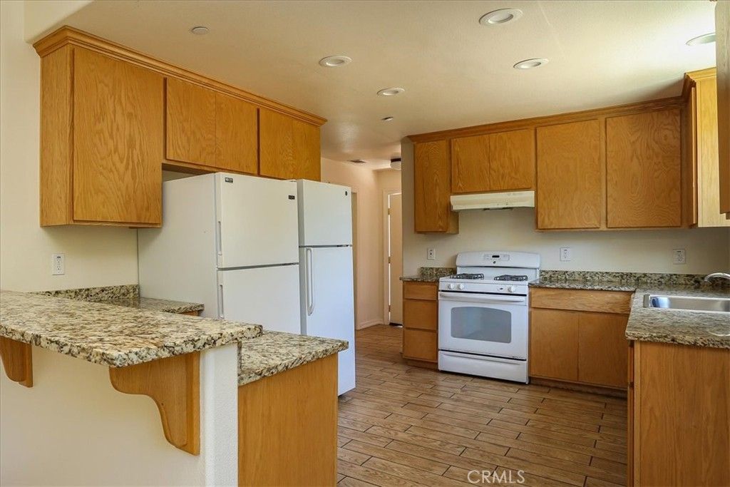 listing image 130727935164999872885